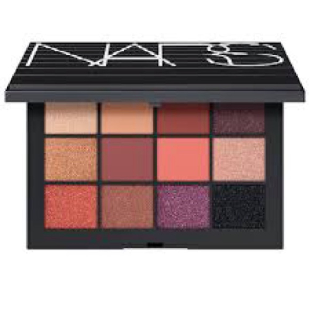 NARS Extreme effects eyeshadow palette